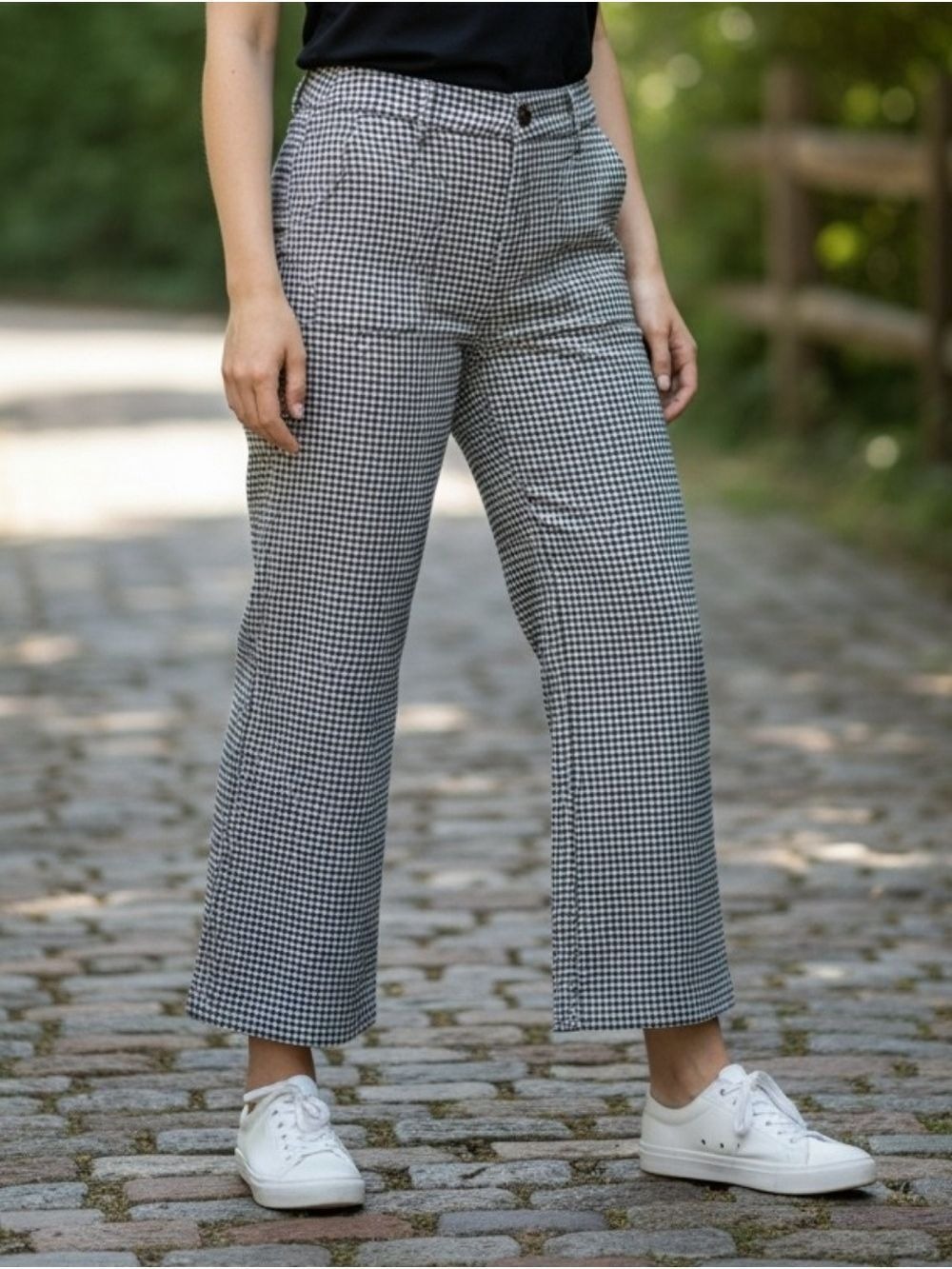 Jules & Leopold Black and White Houndstooth Chinos